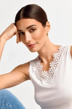 Rich & Royal Tops<Top whisper white