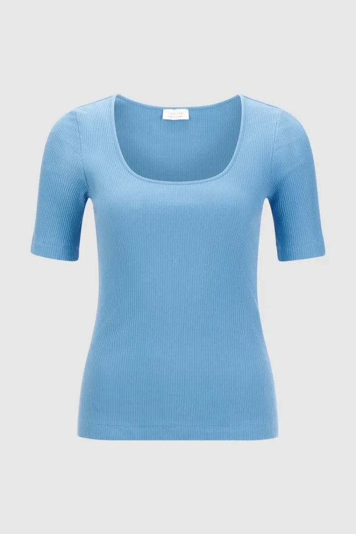 Rich & Royal T-Shirts<T-Shirt