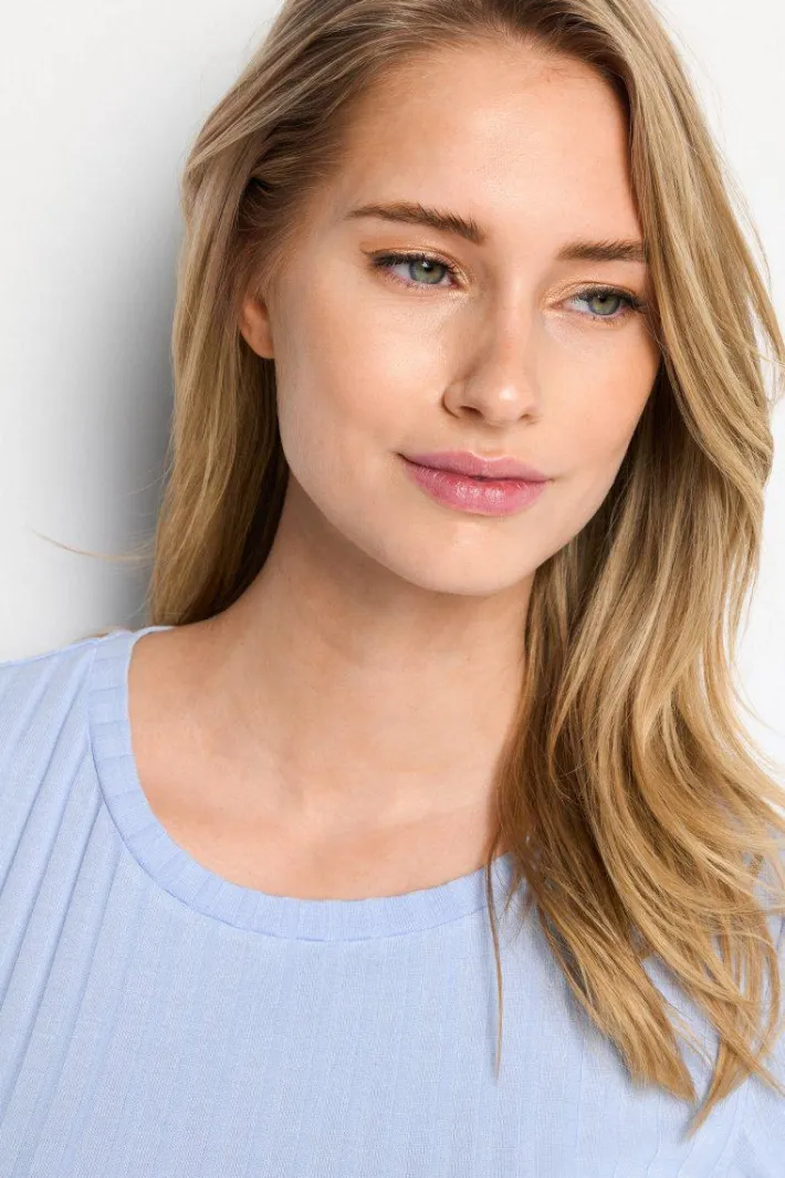 Rich & Royal T-Shirts<T-Shirt