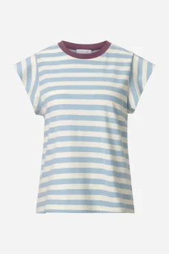 Rich & Royal T-Shirts<T-Shirt