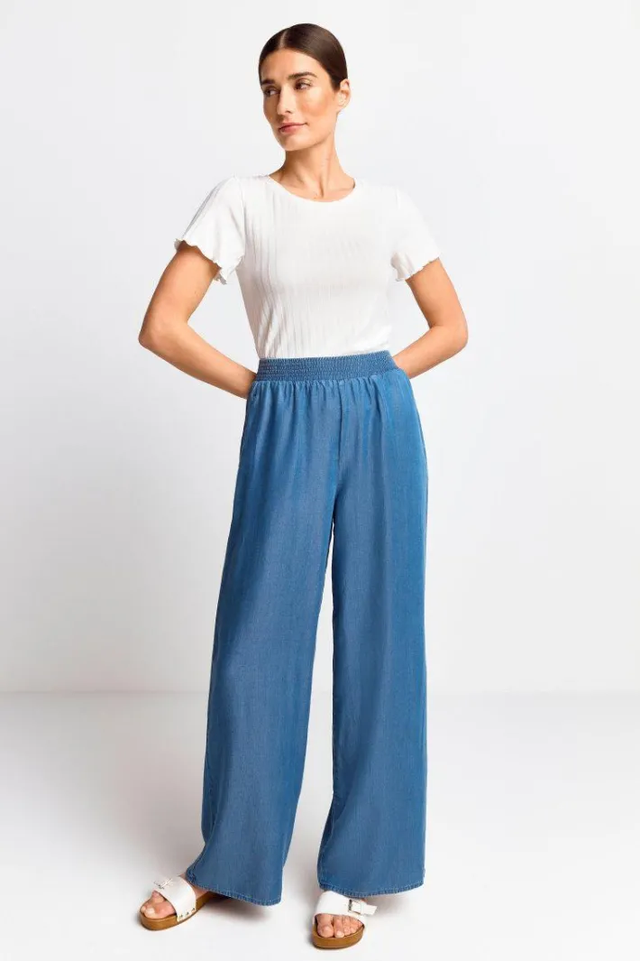 Rich & Royal T-Shirts<T-Shirt